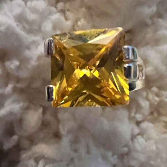 🌻 Beautiful topaz cocktail ring 🌻 - Picture 6 of 6